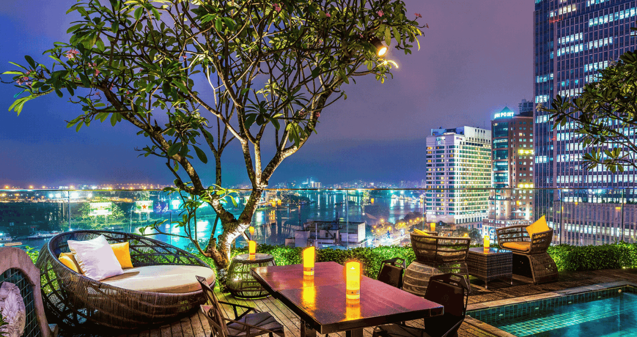 Jolie Rooftop Garden Bar