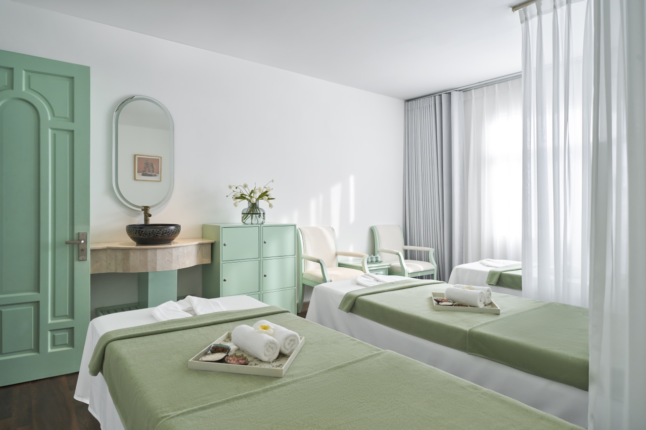 KL Spa<br>Silverland Sil