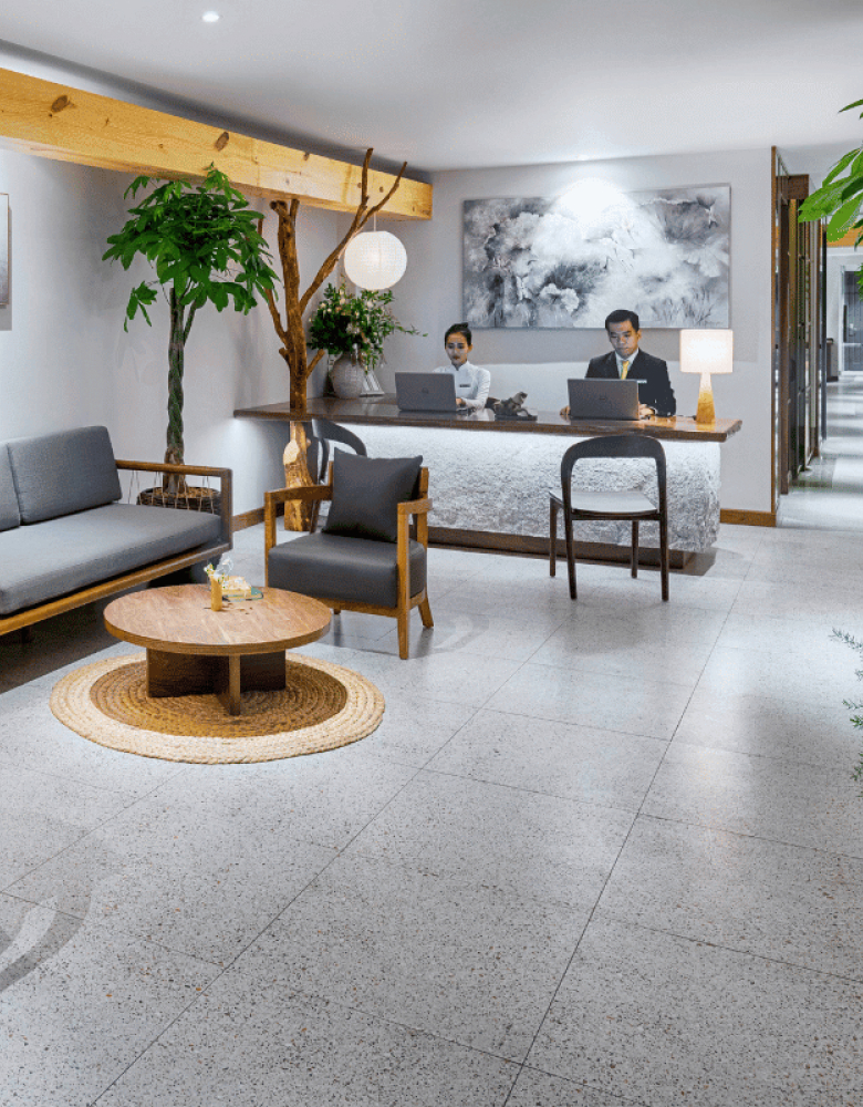 Silverland Min Hotel
