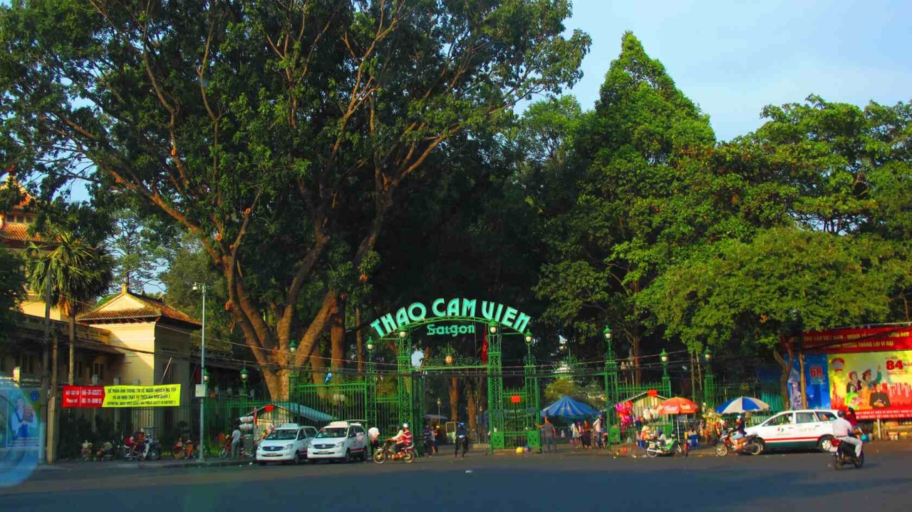 9 Best things to do in Saigon 5 Thao cam vien saigon zoo