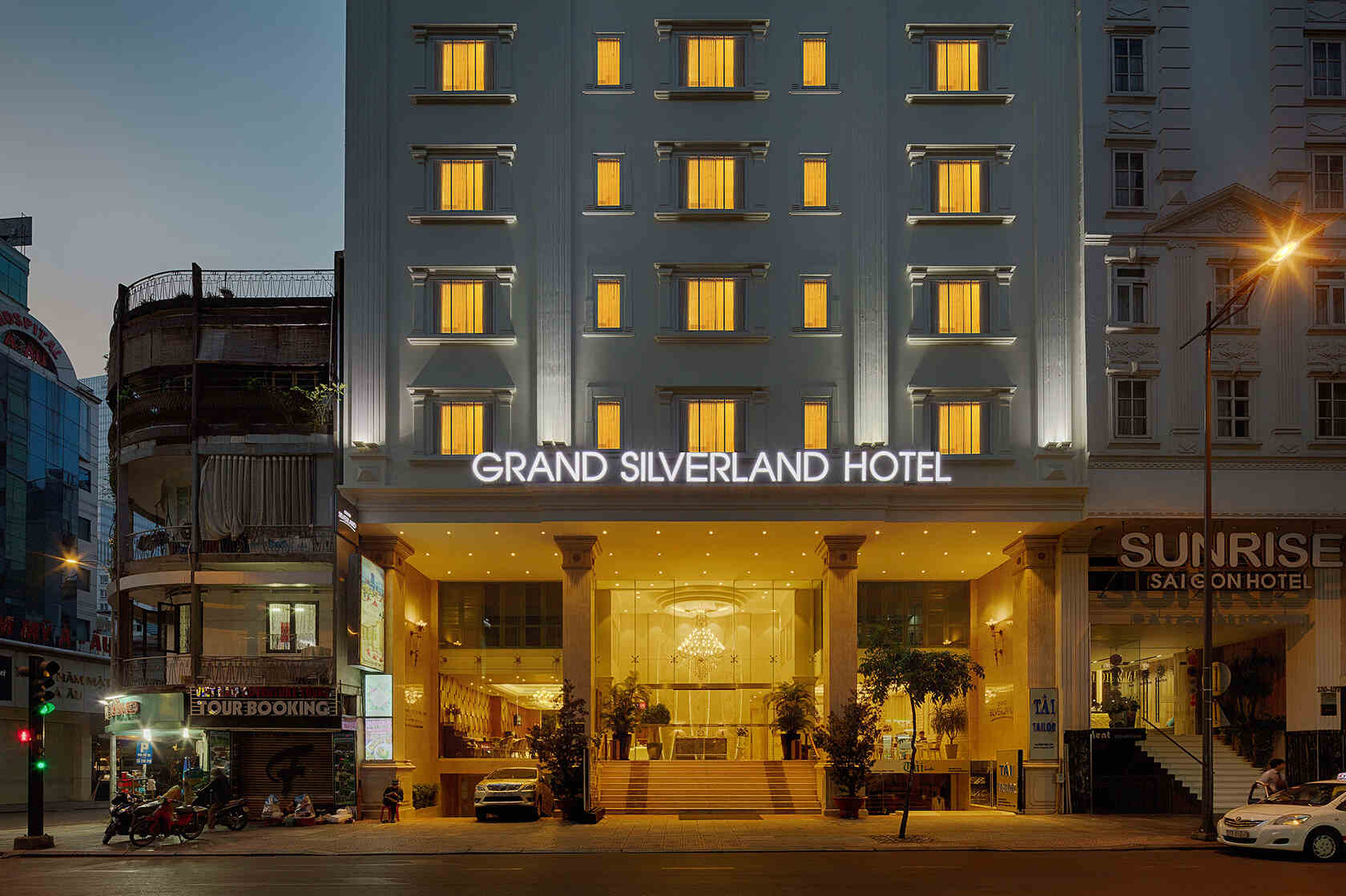 The descendant of the once famous Grand Silverland Hotel The descendant of the once famous Grand Silverland Hotel