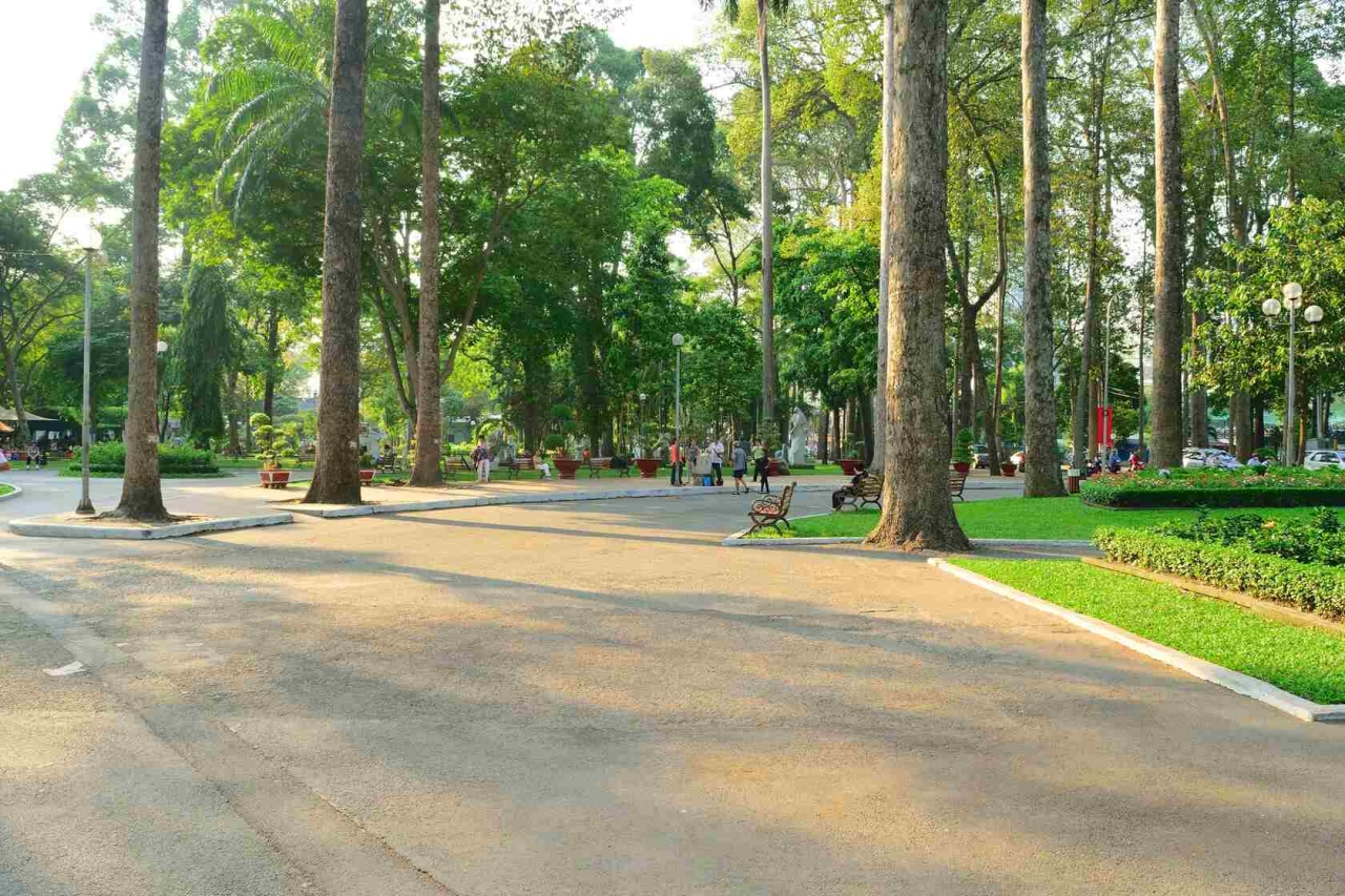 Top 10 things to do in District 1 Ho Chi Minh City 7 tao dan park in district 1 hcmc