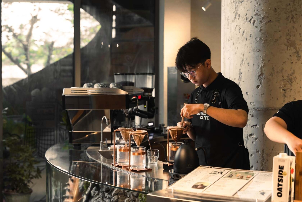 What is special about Vietnamese coffee? 9 coffee models in Saigon