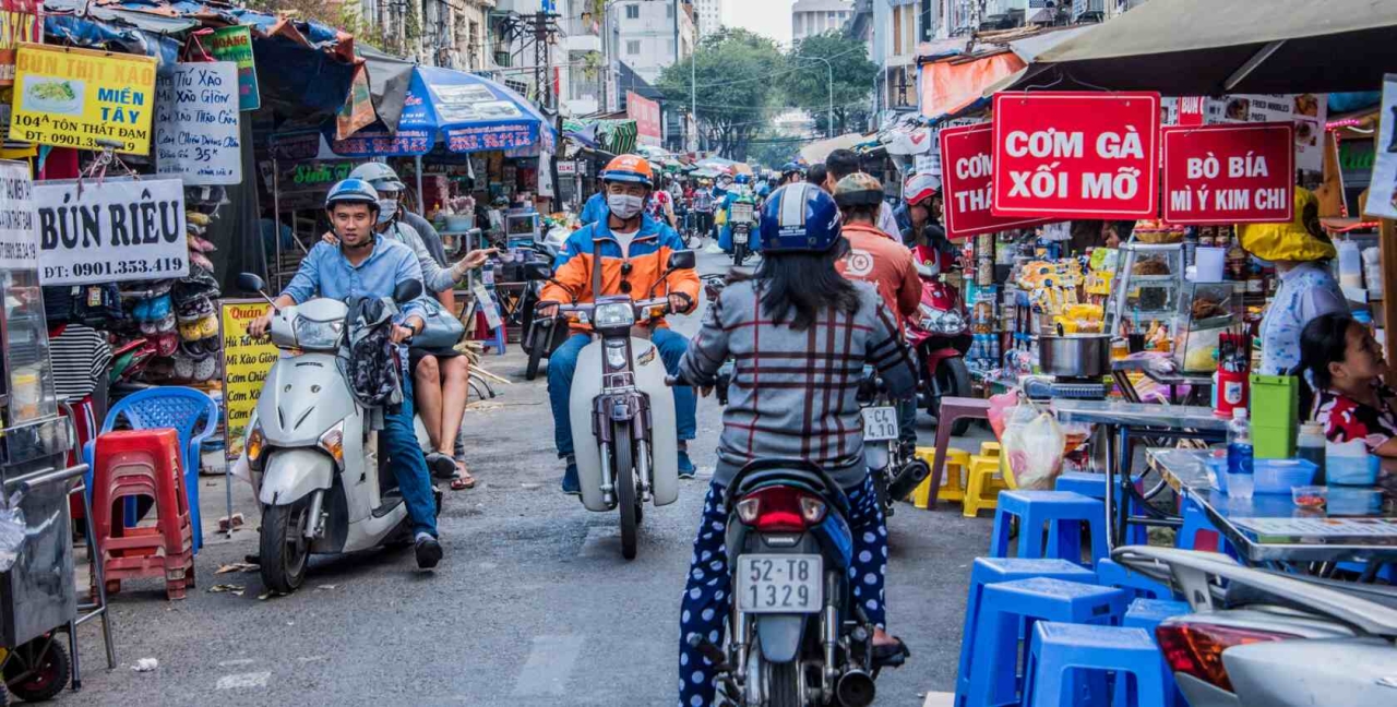 Top 5 Must visited markets in Ho Chi Minh City District 1 3 markets in saigon district 1